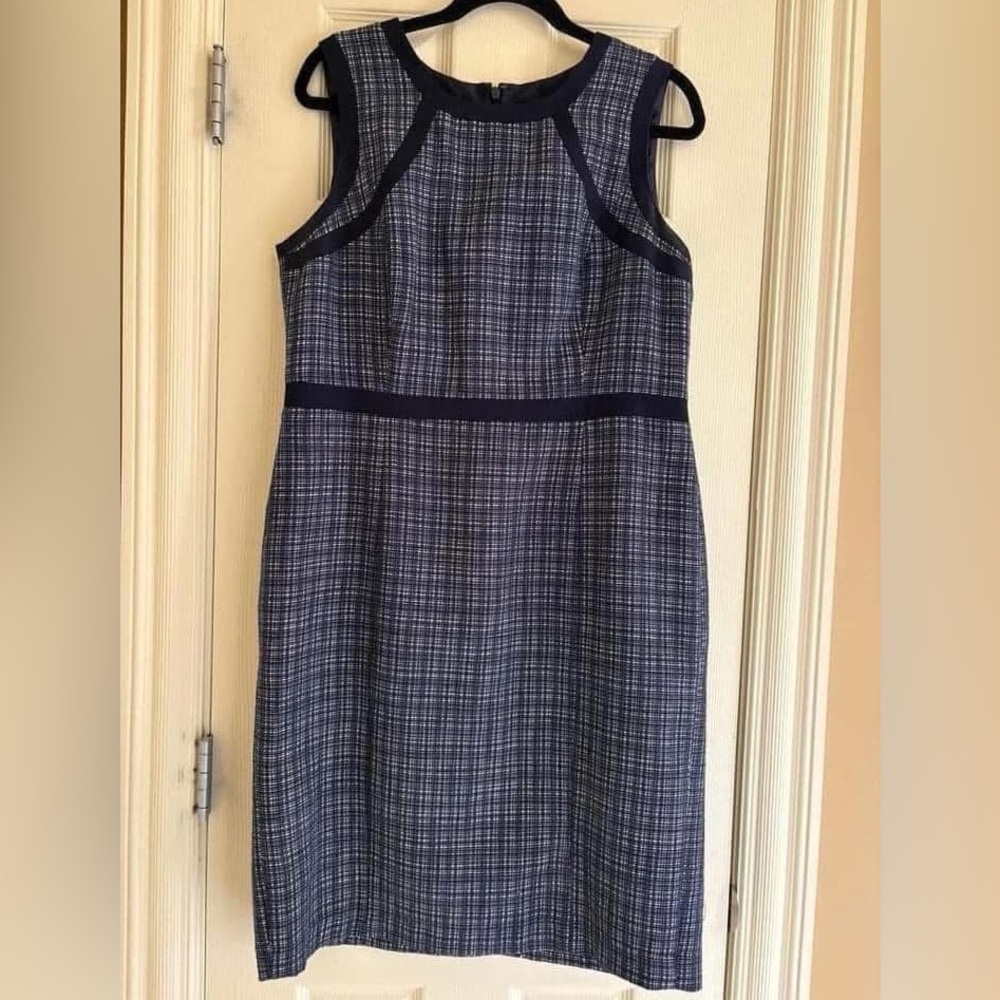 Talbots 12 Sleeveless Sheath Dress